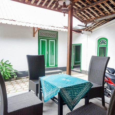 Reddoorz Syariah @ Ndalem Kembang Sore يوغياكارتا المظهر الخارجي الصورة