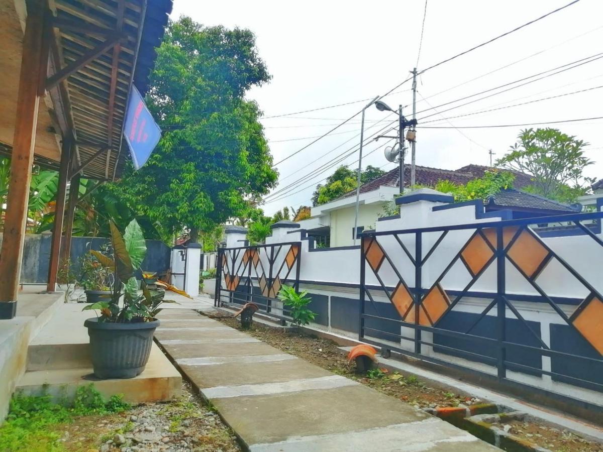 Reddoorz Syariah @ Ndalem Kembang Sore يوغياكارتا المظهر الخارجي الصورة