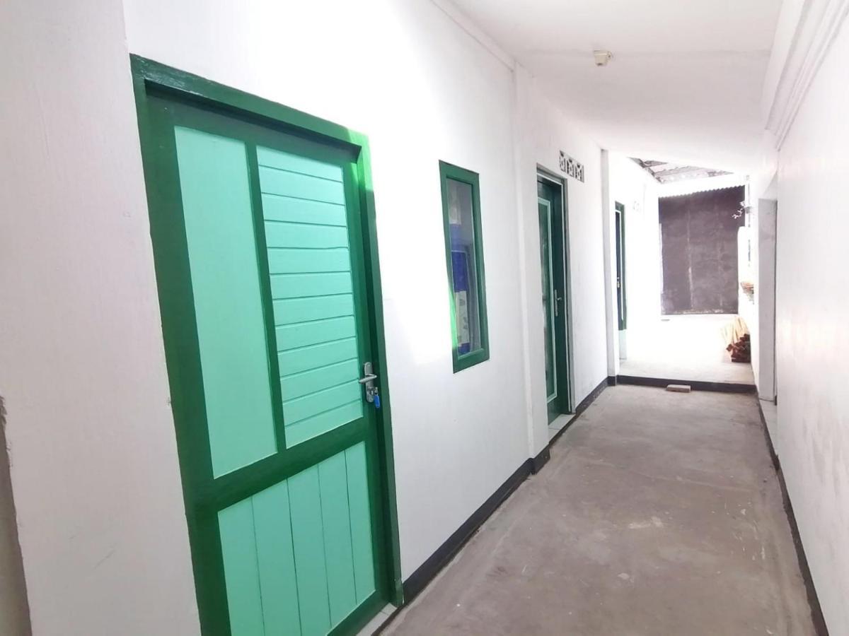 Reddoorz Syariah @ Ndalem Kembang Sore يوغياكارتا المظهر الخارجي الصورة
