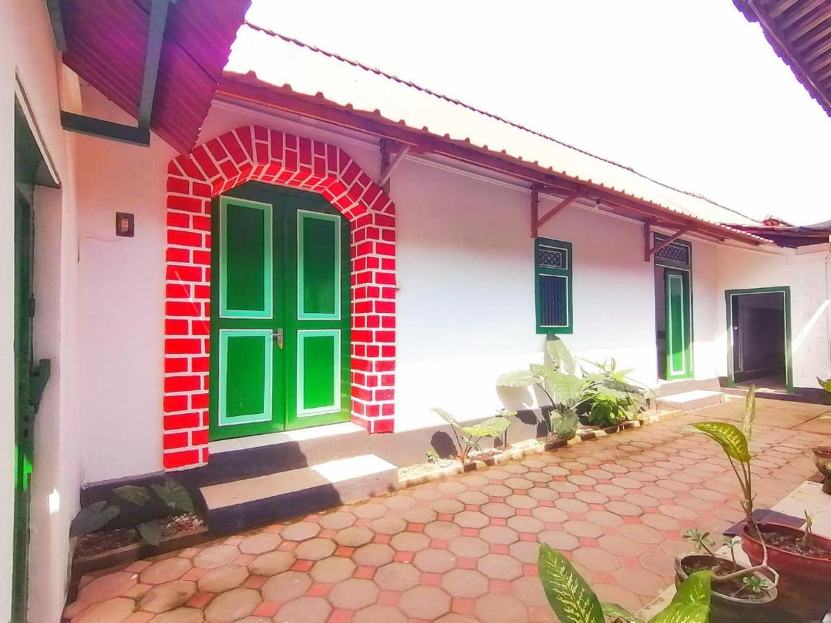 Reddoorz Syariah @ Ndalem Kembang Sore يوغياكارتا المظهر الخارجي الصورة