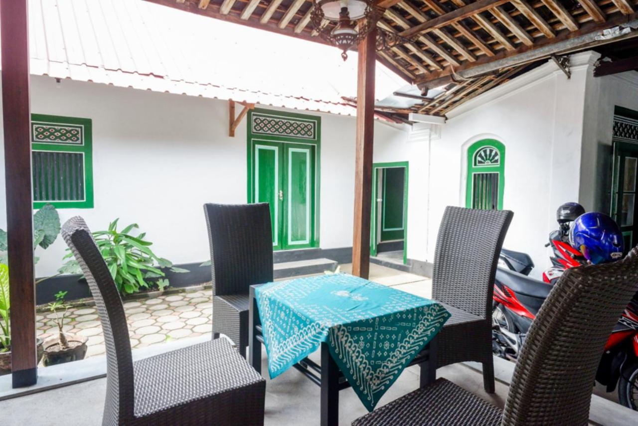 Reddoorz Syariah @ Ndalem Kembang Sore يوغياكارتا المظهر الخارجي الصورة