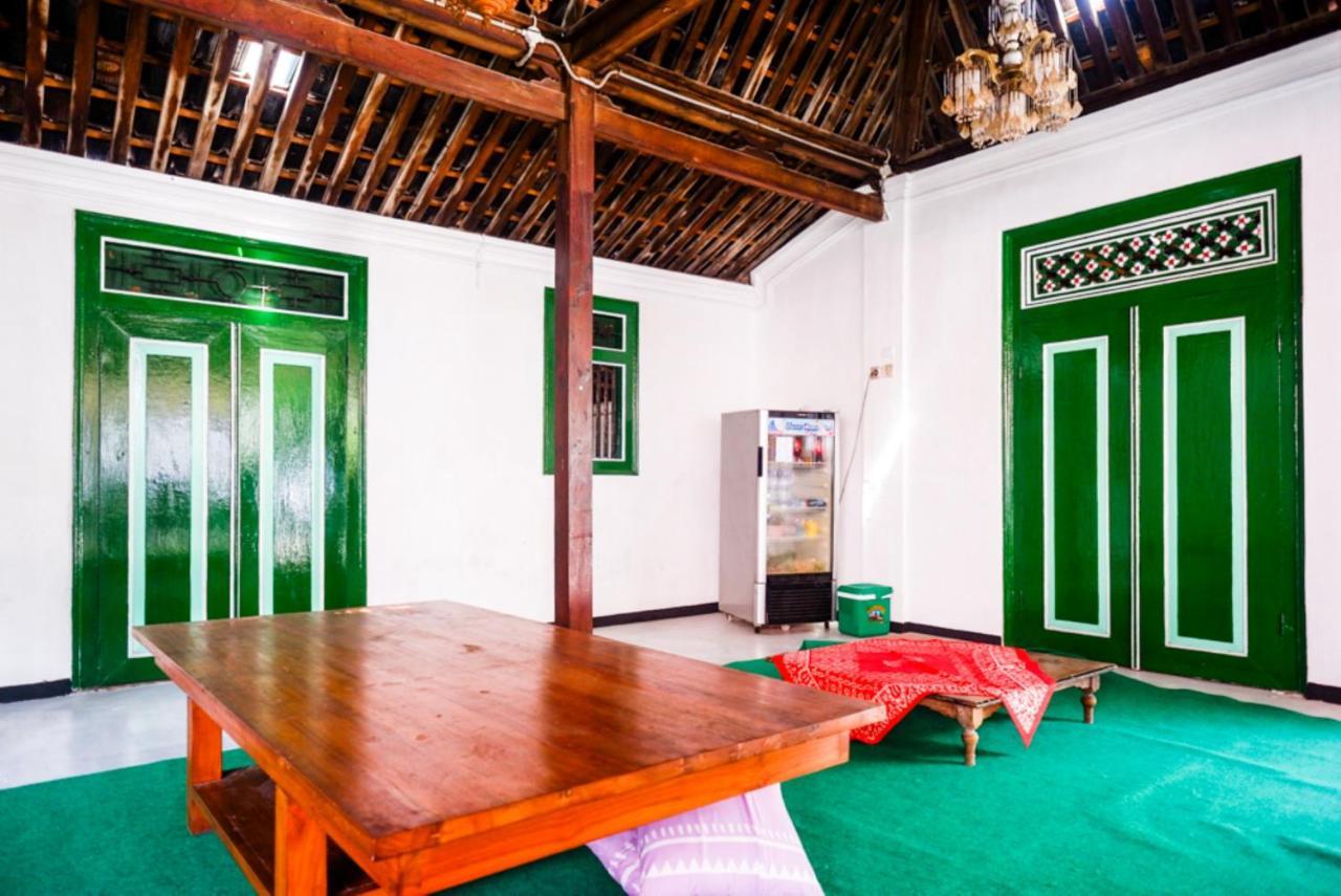 Reddoorz Syariah @ Ndalem Kembang Sore يوغياكارتا المظهر الخارجي الصورة